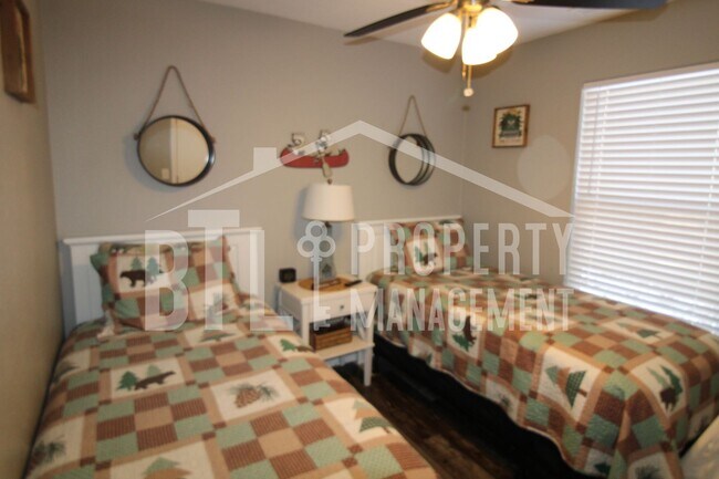 Building Photo - Beautifully Furnished 3 Bedroom Condo in Branson!