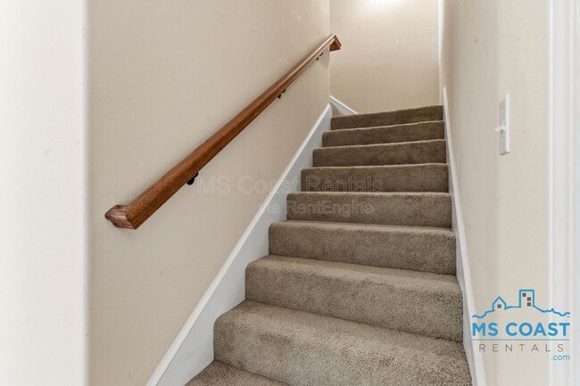 Building Photo - 2012 Parkview Cove