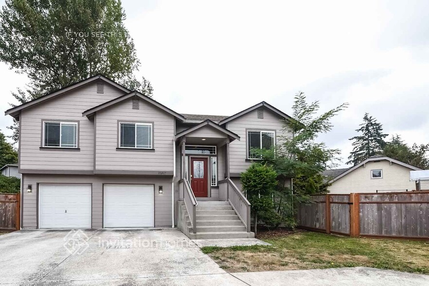 Building Photo - 10207 Broadway Ave S