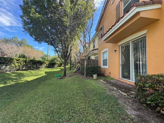 Building Photo - 12457 Emerald Creek Manor