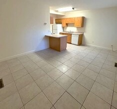 Building Photo - 1 Bedroom Apartment in SLC