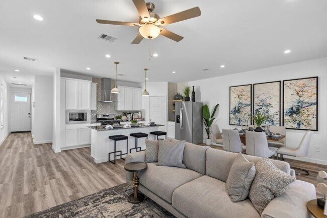 Building Photo - 13411 Sombrero Cay Dr