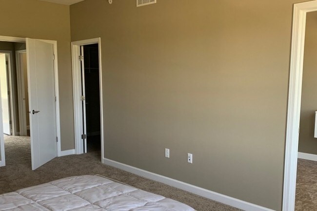 Master Suite - 1200 Prairie Winds Dr