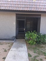 Building Photo - 9031 W Elm St