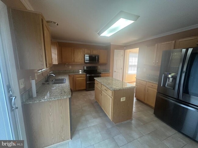 Building Photo - 3877 Shiner Ct