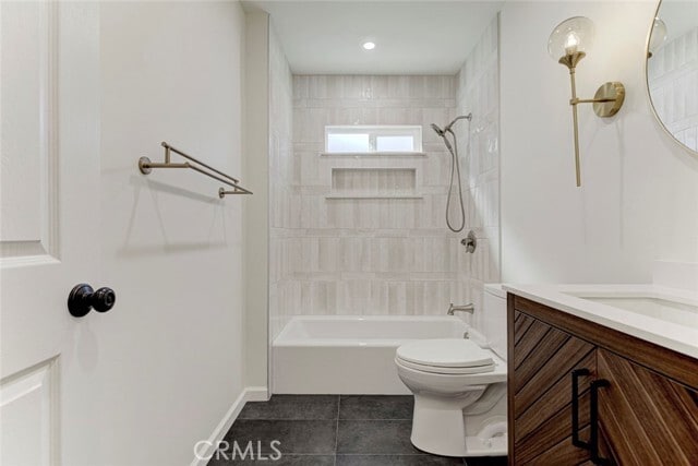 Building Photo - 3585 El Lado Dr