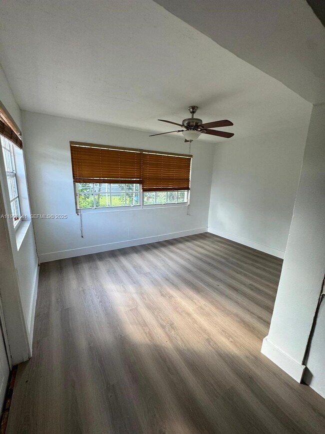 Building Photo - 8670 NW 28th Pl