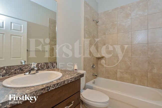 Building Photo - 13140 Laurel Crest Ct