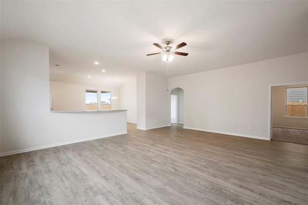 Building Photo - 13096 Laura Lake Dr