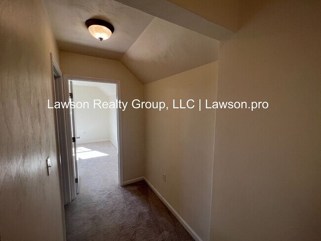 Building Photo - Newer Construction in Vinton with Incredible Mountain Views and  Attached Garage