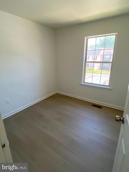 Building Photo - 1741 Countrywood Ct