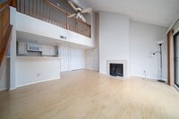 Building Photo - 2300 Old Spanish Trl