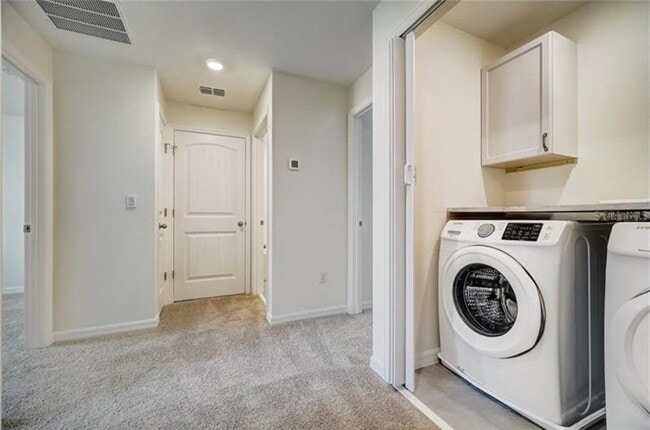 Building Photo - 9133 Mellow Coral St