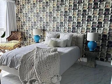 Building Photo - 7601 E Treasure Dr