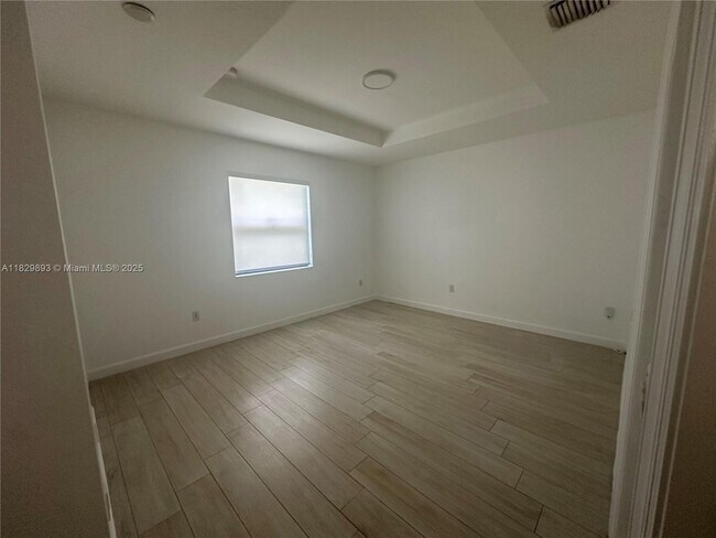 Building Photo - 15170 SW 119th Way
