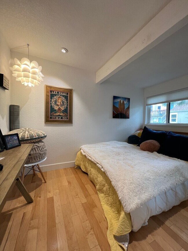 Building Photo - Nature’s Paradise in Shanahan Ridge - Fully Furnished