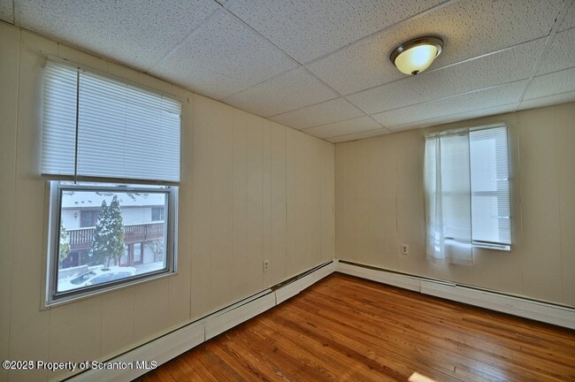 Building Photo - 1307 Wood St