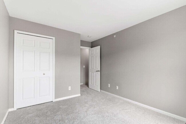 Building Photo - 2777 Barclay Way