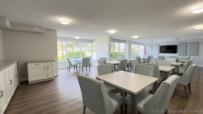 Building Photo - 5200 N Ocean Blvd