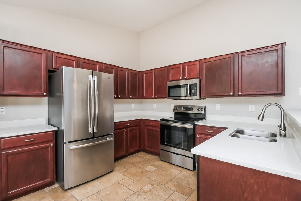 Building Photo - 1042 S Canal Dr