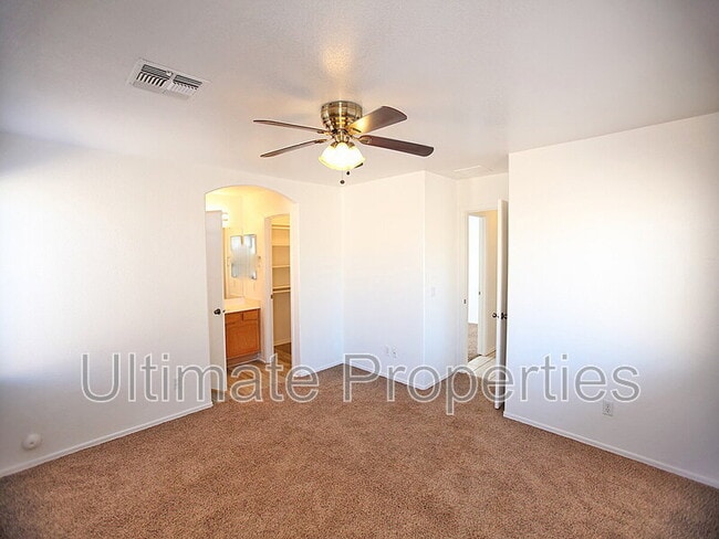 Building Photo - 12710 W Willow Ave