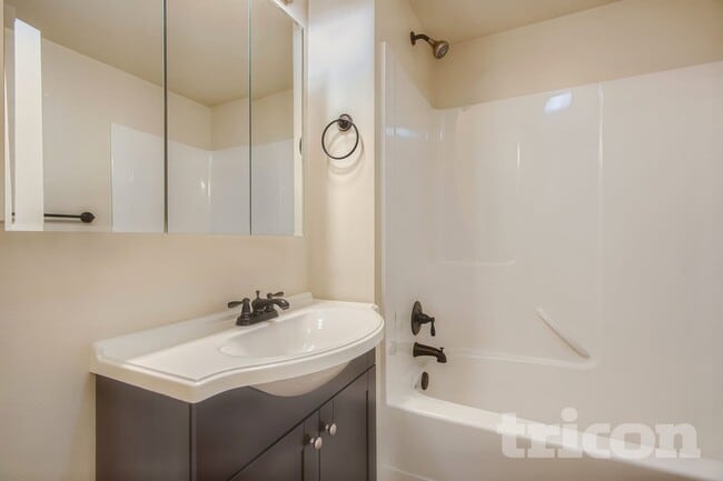 Building Photo - 9022 Lorraine Ave S