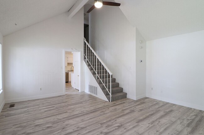 Building Photo - 3 Condor Cir