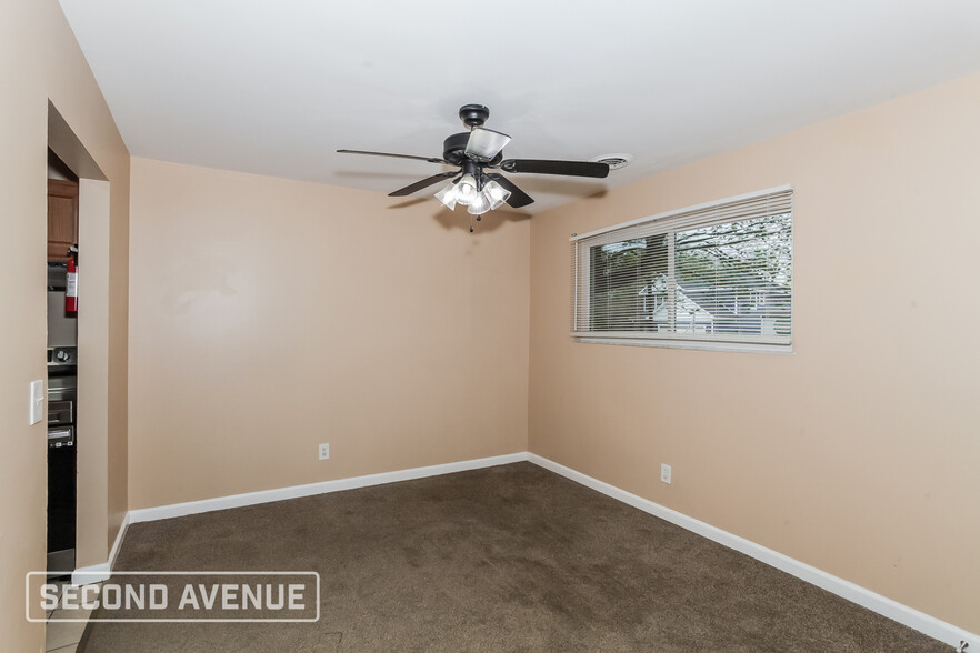 Building Photo - 3839 Standish Ave