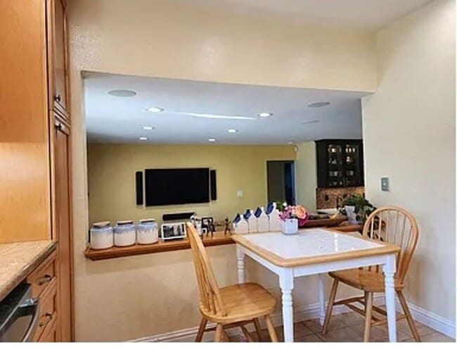 Building Photo - $4990 -- BEAUTIFUL 4BED HOME IN MISSION VA...