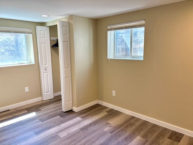 Building Photo - University Park Home with Finished Basemen...