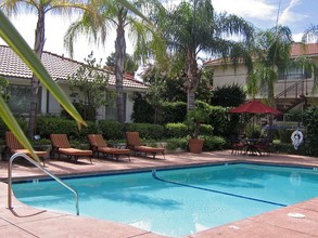 Park Sorrento - Bakersfield, CA | Apartment Finder