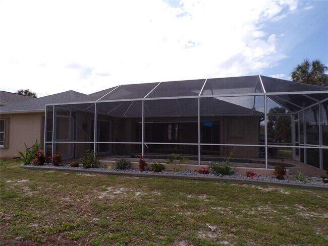 Building Photo - 4942 Ariton Rd