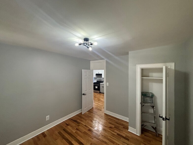 Building Photo - 838 Communipaw Ave