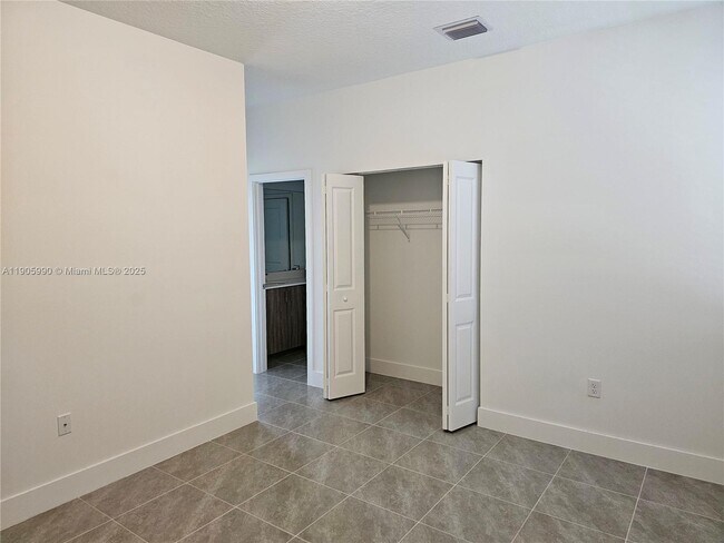 Building Photo - 5088 Nevola Ave