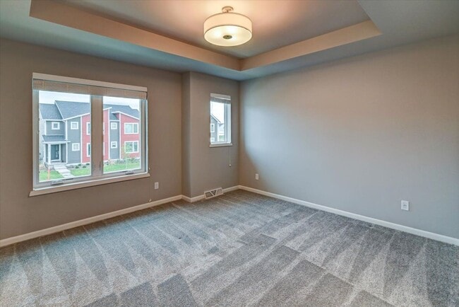 Building Photo - 2733 Spark St
