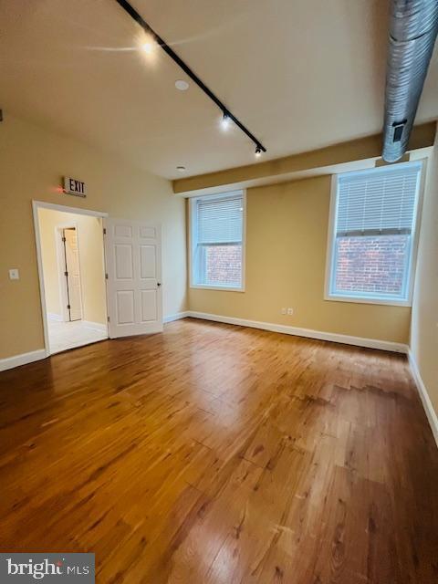 Building Photo - 338 N Charles St