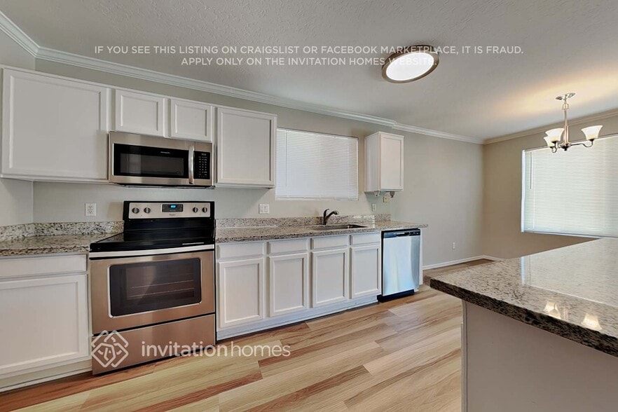 Building Photo - 6862 W Townley Ave