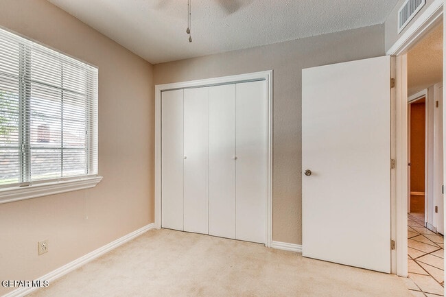 Building Photo - 5016 Cockrell Ln