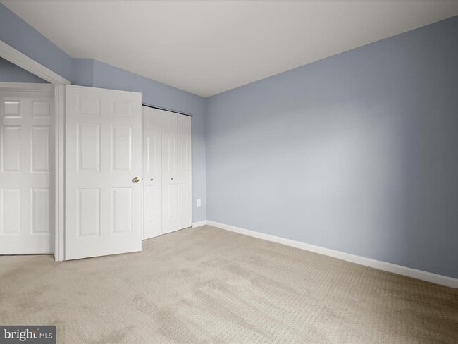 Building Photo - 4243 Begonia Dr