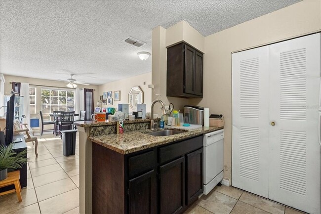 Building Photo - 1063 S Hiawassee Rd