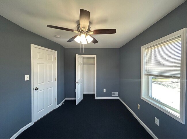 Building Photo - Semidetached 3 bedroom