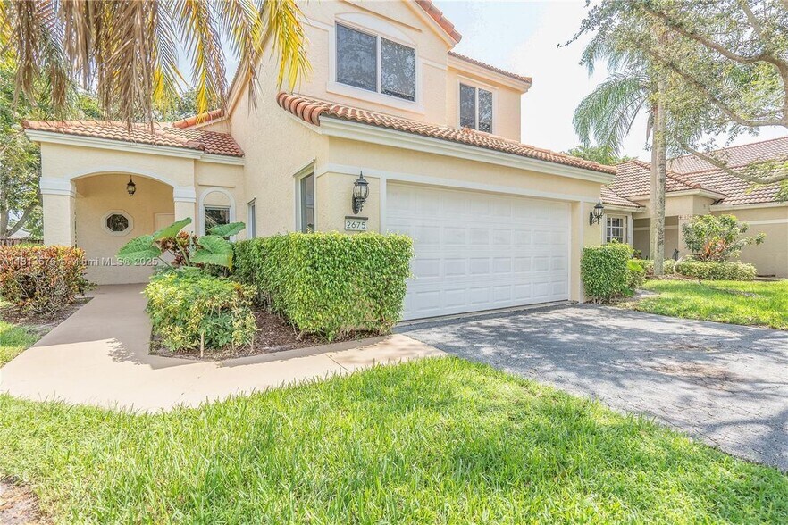 Primary Photo - 2675 Oak Park Cir