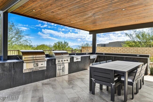 Building Photo - 13018 E Juan Tabo Rd