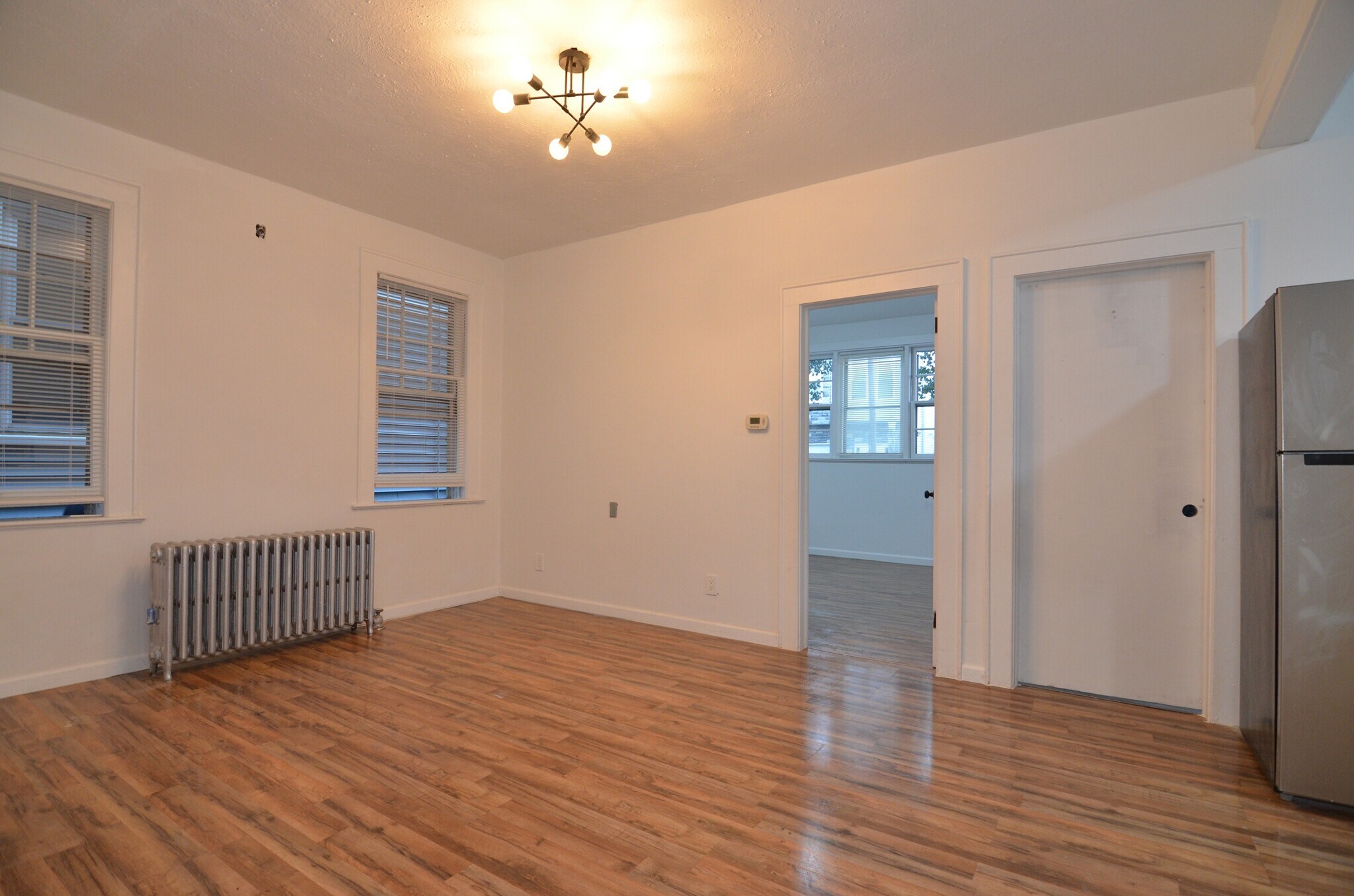 Building Photo - 12 Lake St