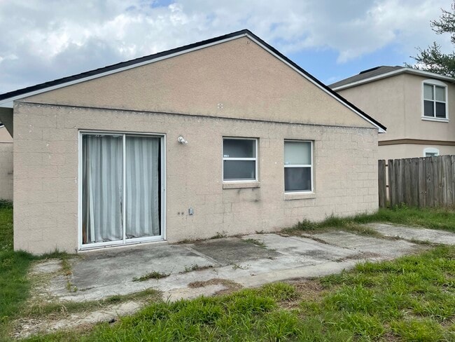 Building Photo - 8522 Rainbow Ave