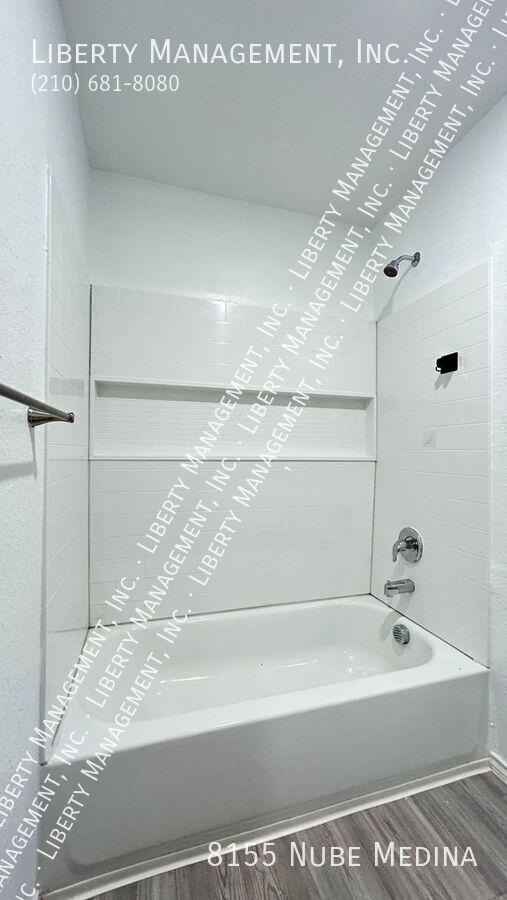 Building Photo - 8155 Nube Medina