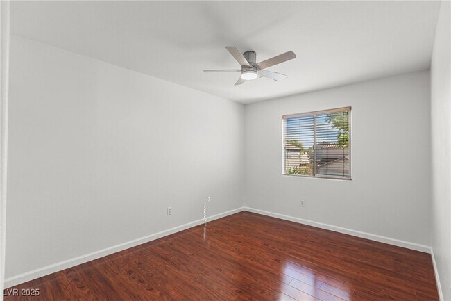 Building Photo - 11135 Alora St