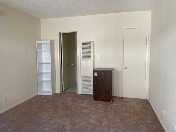 Building Photo - 3351 Vinton Ave