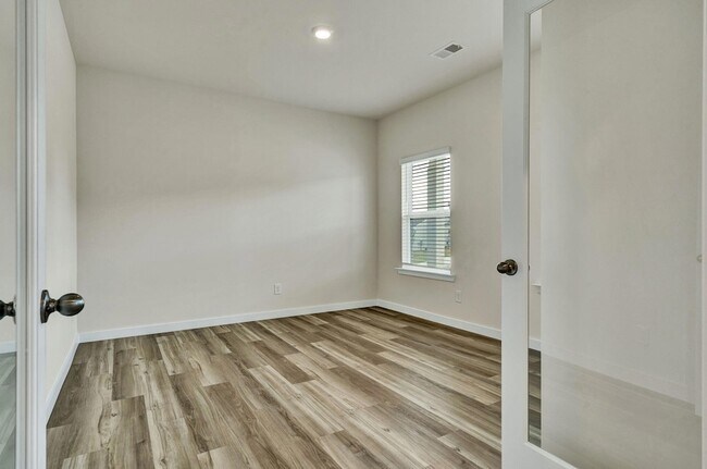 Building Photo - 8501 Mulberry Wy