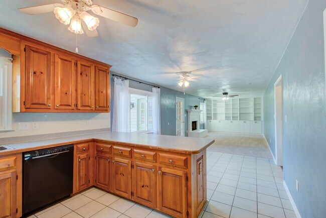 Building Photo - 427 Las Gaviotas Blvd